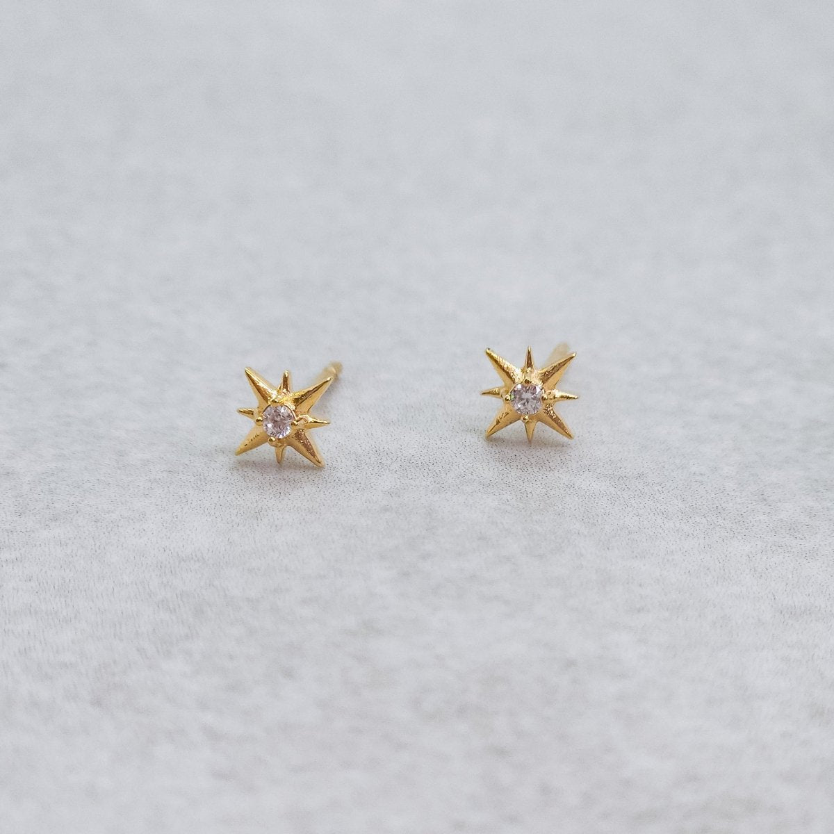 ASTRA STUD EARRINGS - Yesterdam