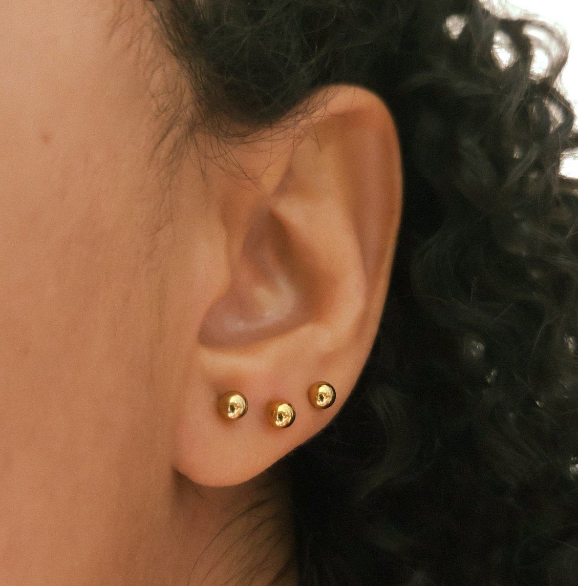 GLIESE STUD EARRINGS - Yesterdam